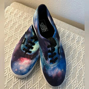 Vans "Off the Wall" Size 2 Youth Pro Low Cosmic Lace-up Galaxy Skateboard Shoes.